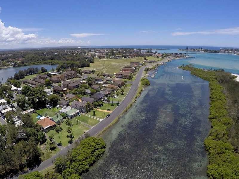 49 Point Road, Tuncurry NSW 2428