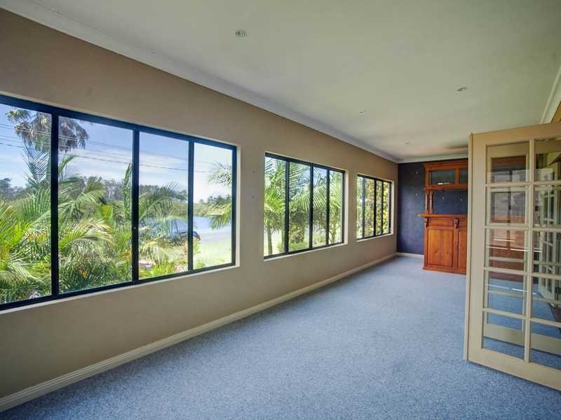 49 Point Road, Tuncurry NSW 2428