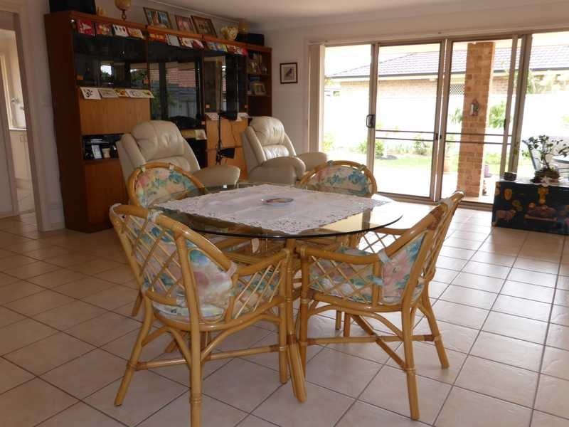 7 Hakea Place, Tuncurry NSW 2428