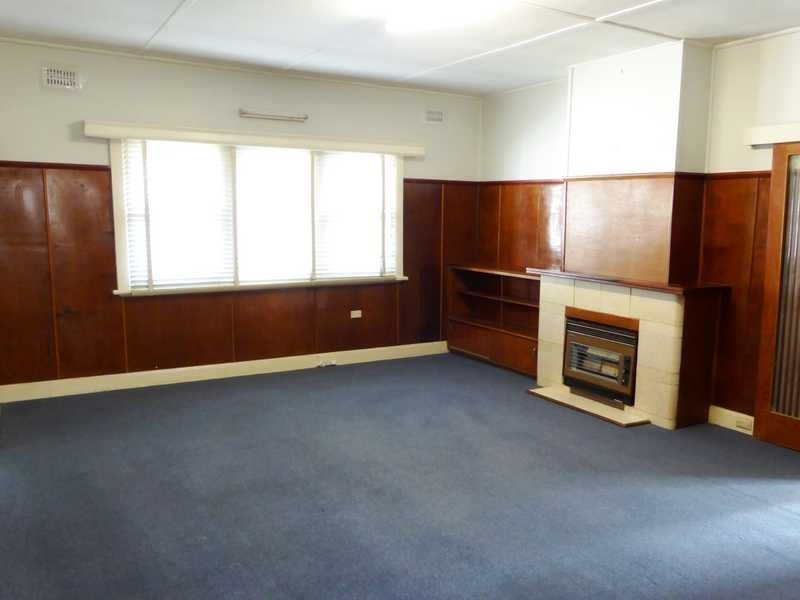 42 The Lakes Way, Forster NSW 2428