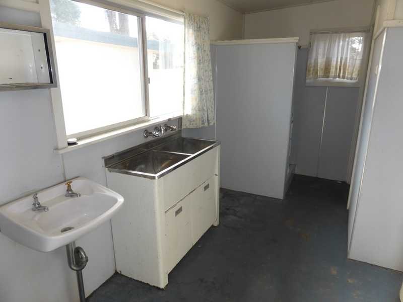 42 The Lakes Way, Forster NSW 2428