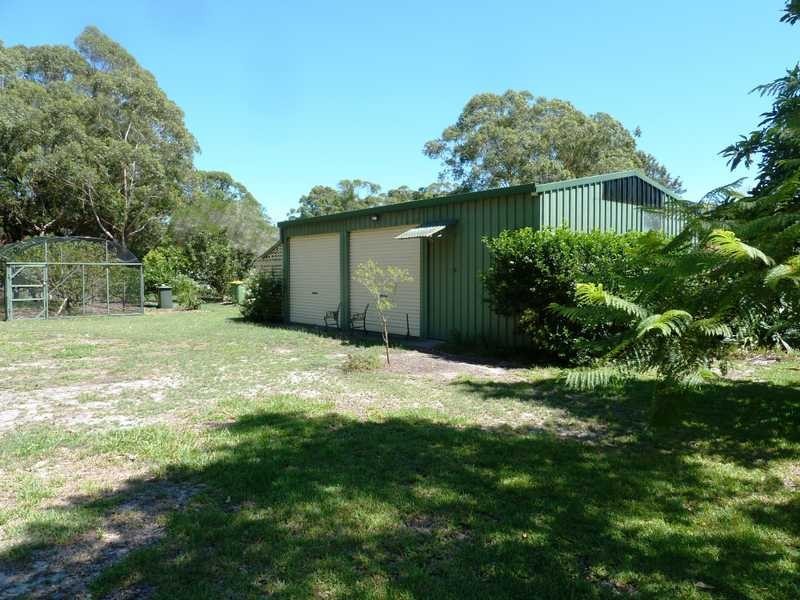 24 Tulloch Road, Tuncurry NSW 2428