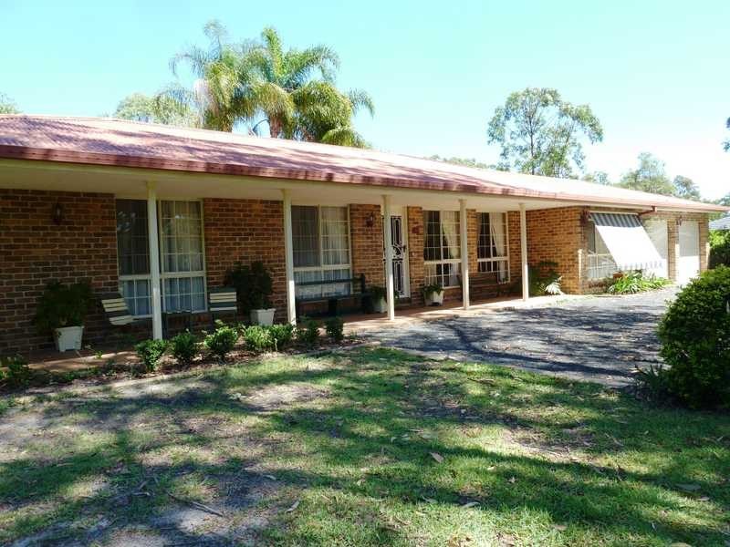 24 Tulloch Road, Tuncurry NSW 2428