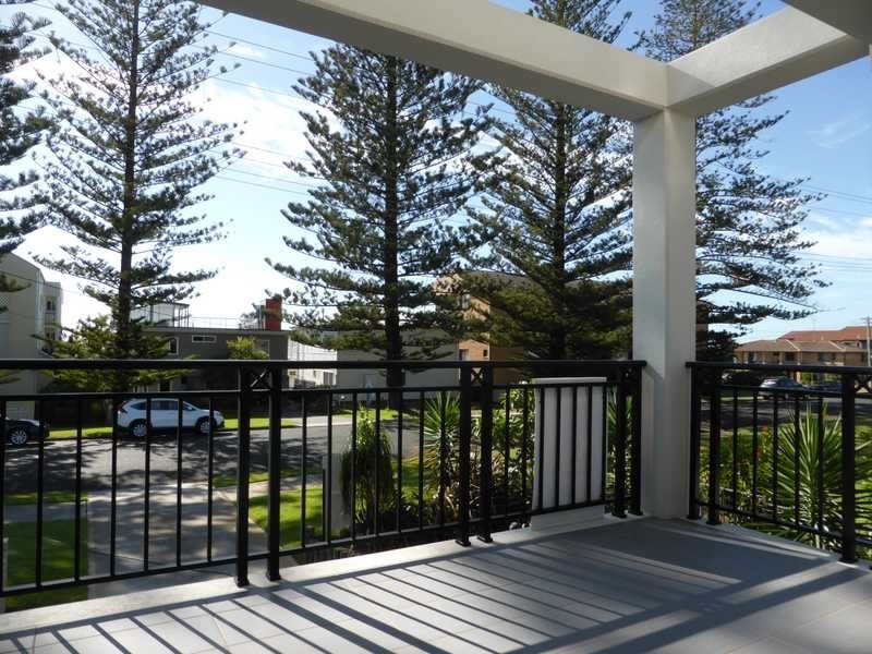1/14 Wharf Street ‘Saltwater’, Tuncurry NSW 2428