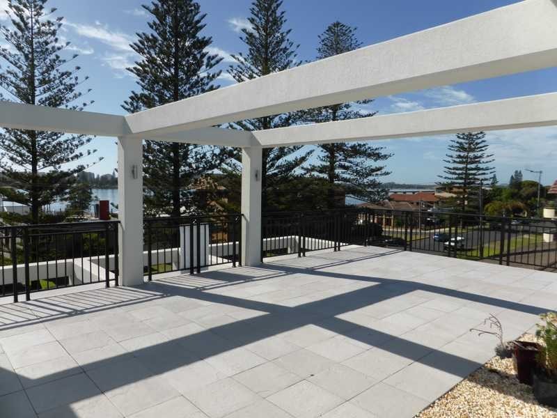 3/14 Wharf Street ‘Saltwater’, Tuncurry NSW 2428