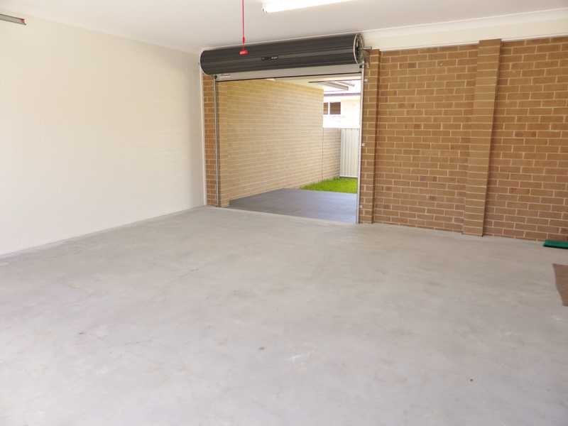 2/32 Amanda Crescent, Forster NSW 2428