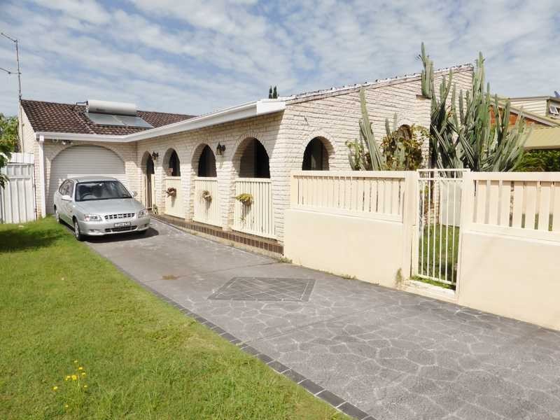 34 South Street, Tuncurry NSW 2428