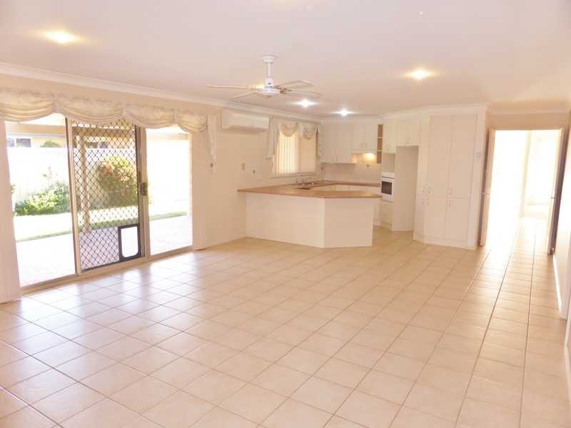 6 Serrata Court, Tuncurry NSW 2428