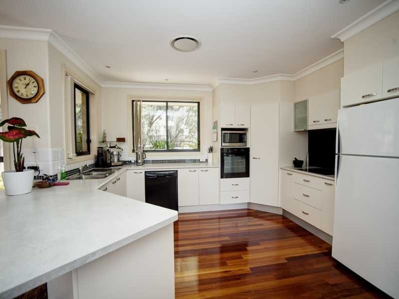 2 Timbertop Avenue, Forster NSW 2428