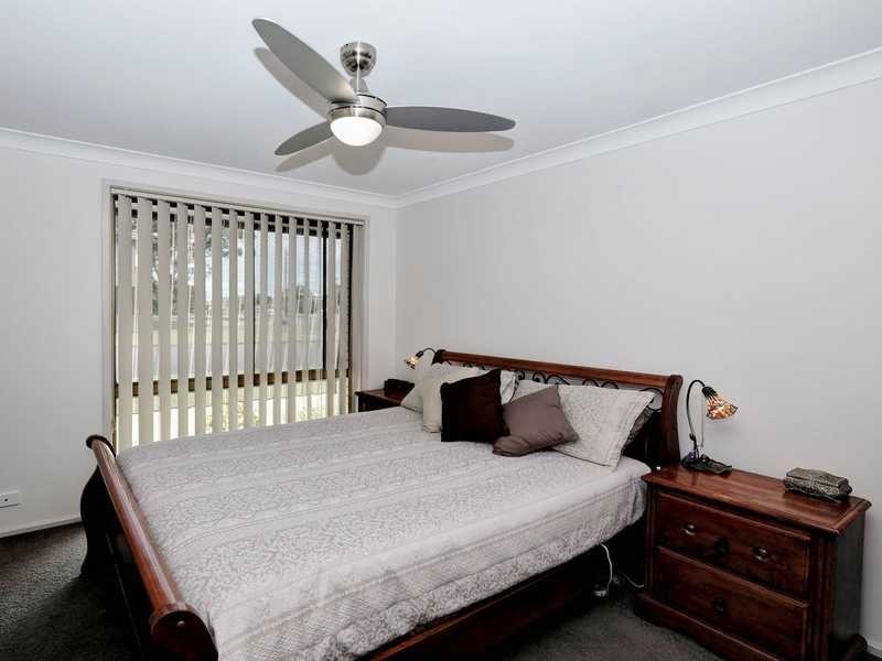 2 Flora Parade, Tuncurry NSW 2428