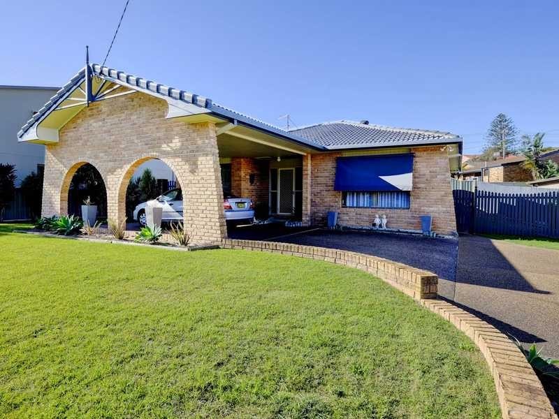 14 Burrawan Street, Forster NSW 2428