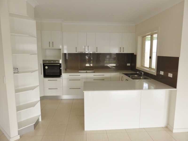 1/4 Tuncurry Street, Tuncurry NSW 2428