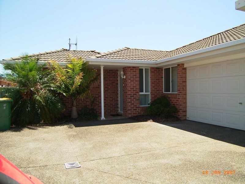 2/58 Kenrose Street, Forster NSW 2428