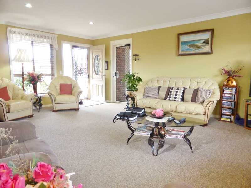 2/9 Grandis Drive, Tuncurry NSW 2428