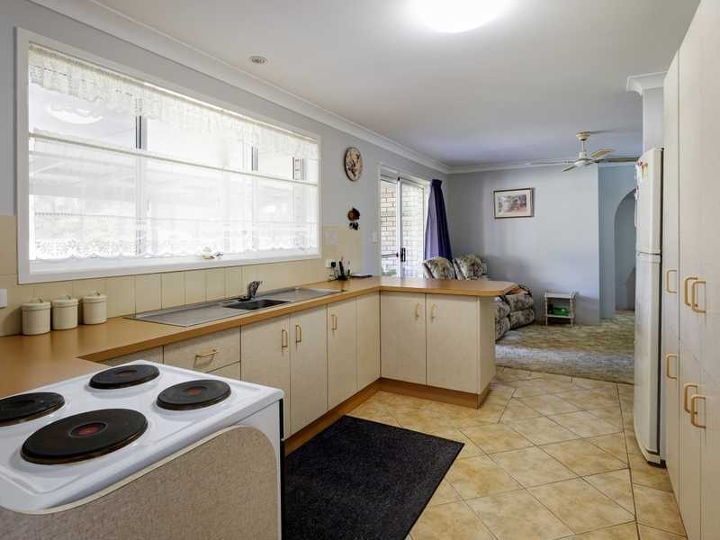 27 Goldens Road, Forster NSW 2428