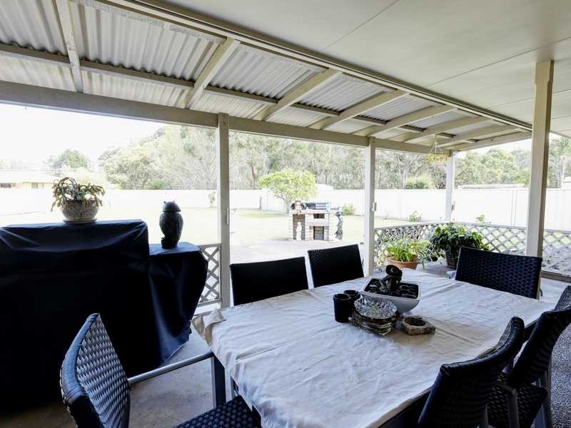 27 Goldens Road, Forster NSW 2428