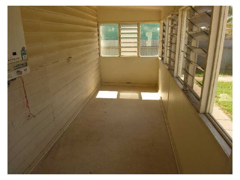 8 Standard Avenue, Croydon Park SA 5008