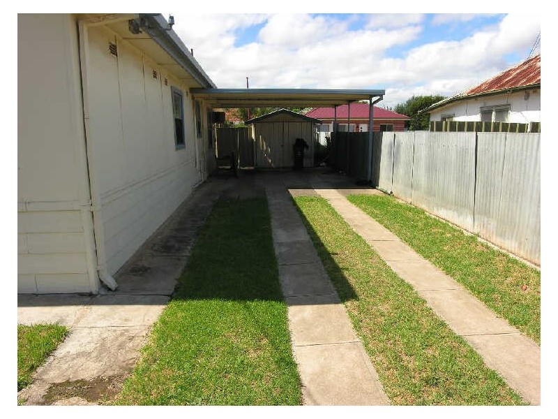 8 Standard Avenue, Croydon Park SA 5008
