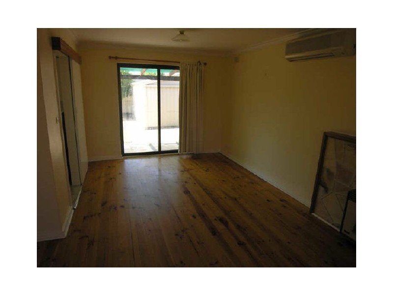 10 Elaine Avenue, Seaton SA 5023