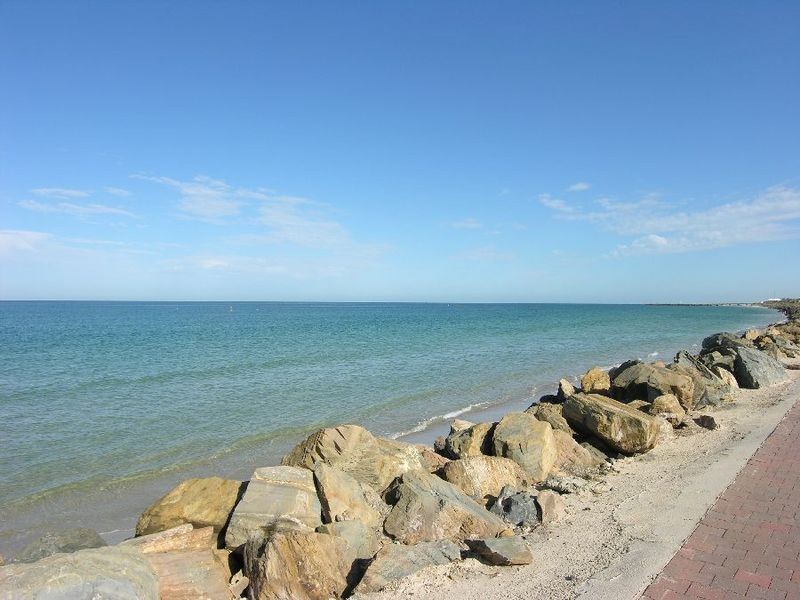 4/22 North Esplanade, Glenelg North SA 5045