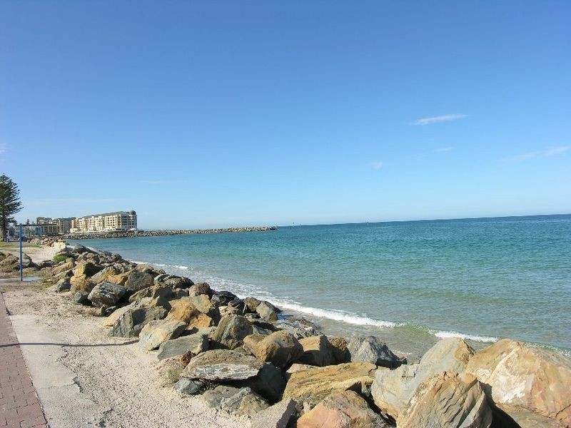 4/22 North Esplanade, Glenelg North SA 5045