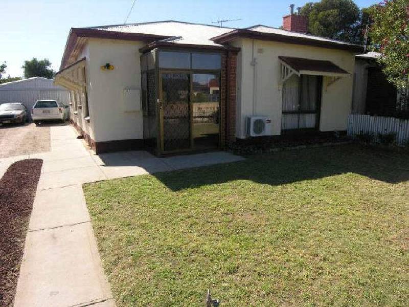 28 Glenburnie Street, Seaton SA 5023