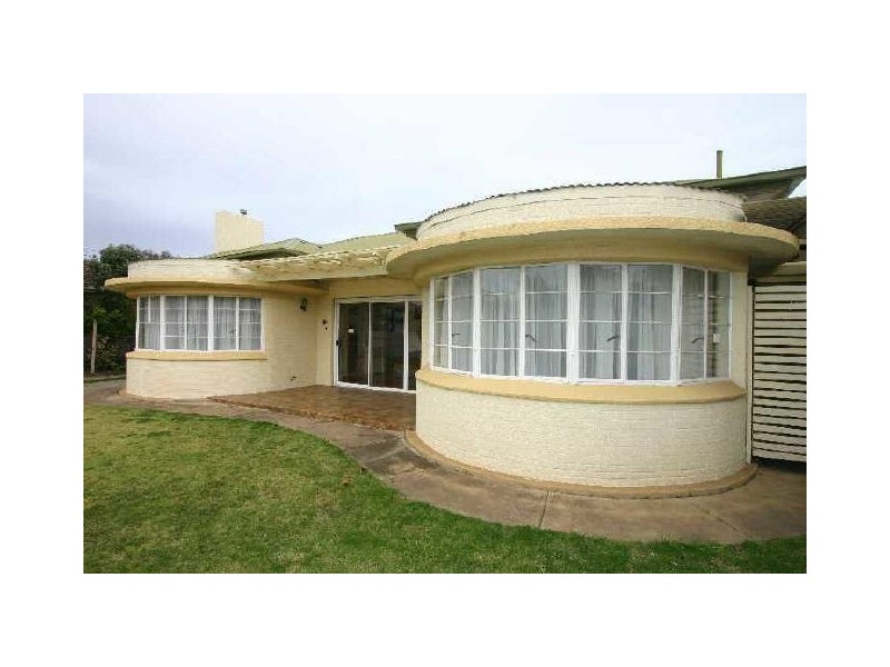 41 Seaview Road, Henley Beach South SA 5022