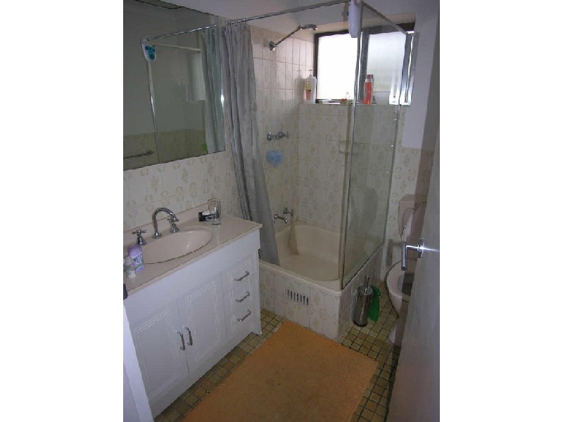 19 Sportsmans Drive, West Lakes SA 5021