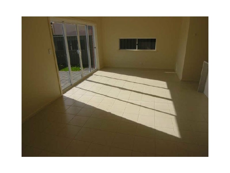 4 Waterton Lane, Mawson Lakes SA 5095