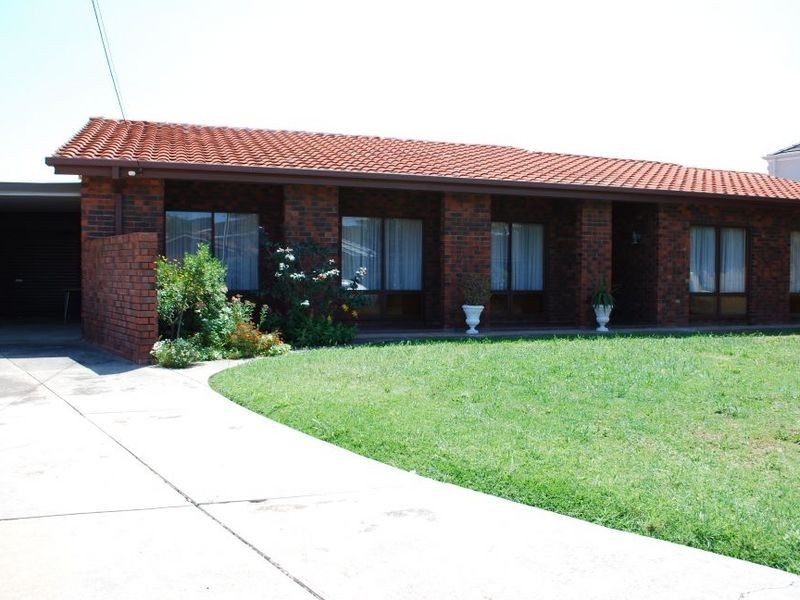 30 Rivett Avenue, Fulham Gardens SA 5024