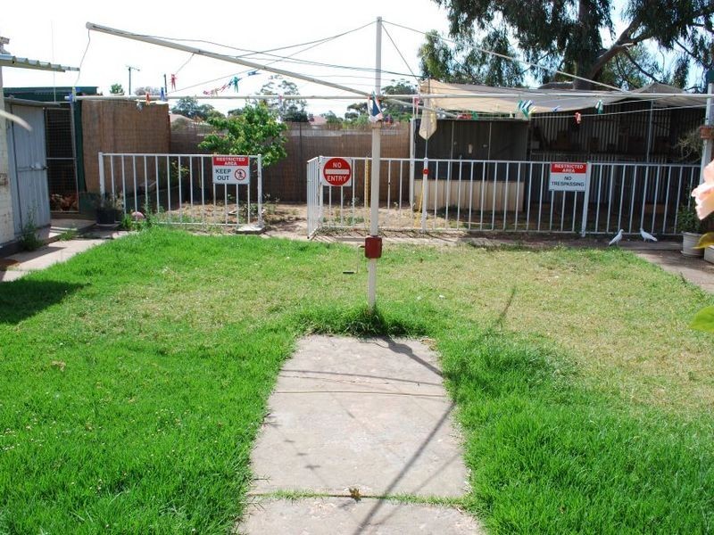11 Broadford Crescent, Findon SA 5023