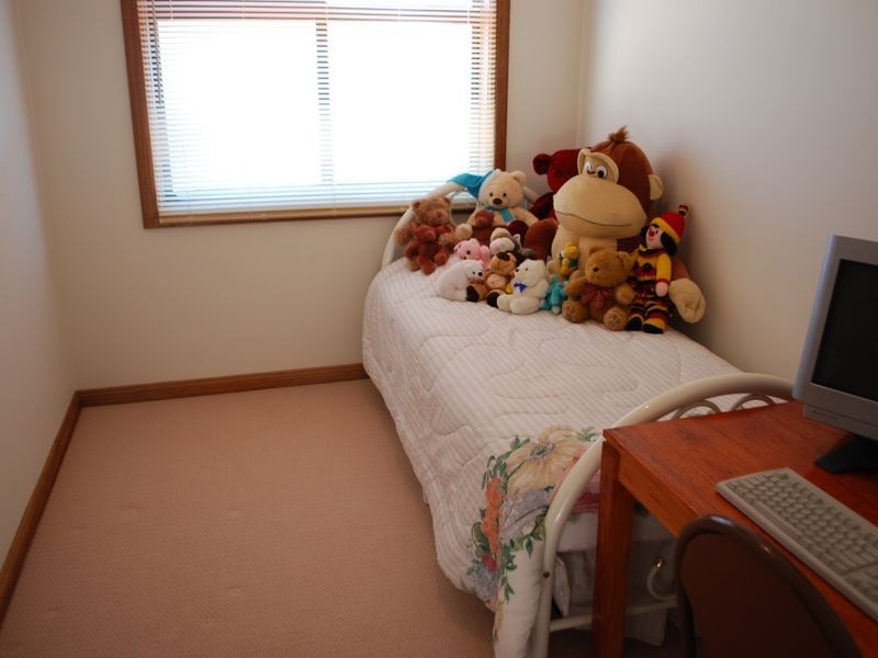 87 Military Road, Tennyson SA 5022