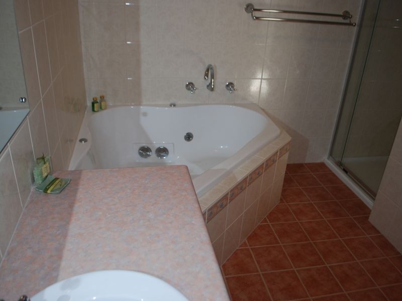 87 Military Road, Tennyson SA 5022