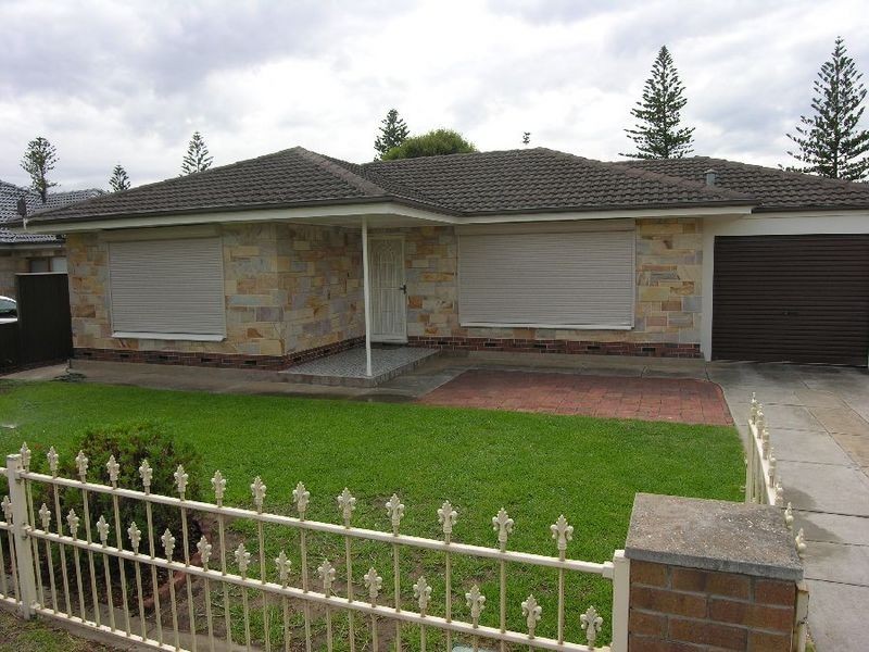 8 Baker Street, Grange SA 5022