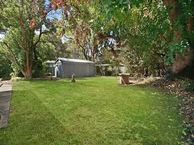 4 Eringa Avenue, Lockleys SA 5032