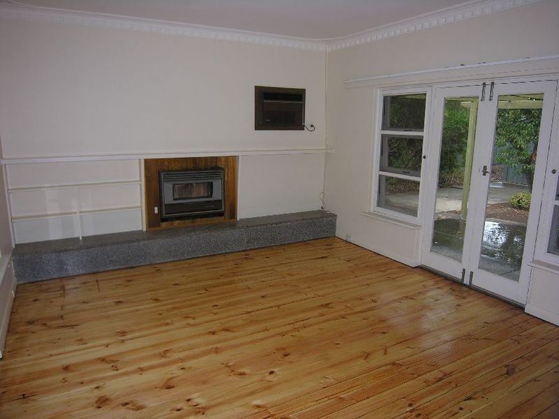 4 Eringa Avenue, Lockleys SA 5032