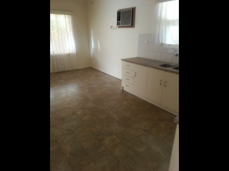 110 Lipsett Tce, Brooklyn Park SA 5032