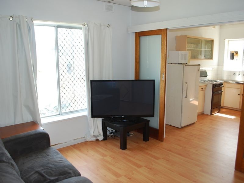 Ground/10/180 Seaview Road, Henley Beach South SA 5022