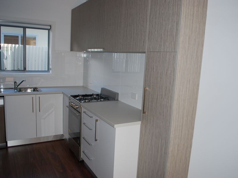 3/2 Halsey Road, Fulham SA 5024