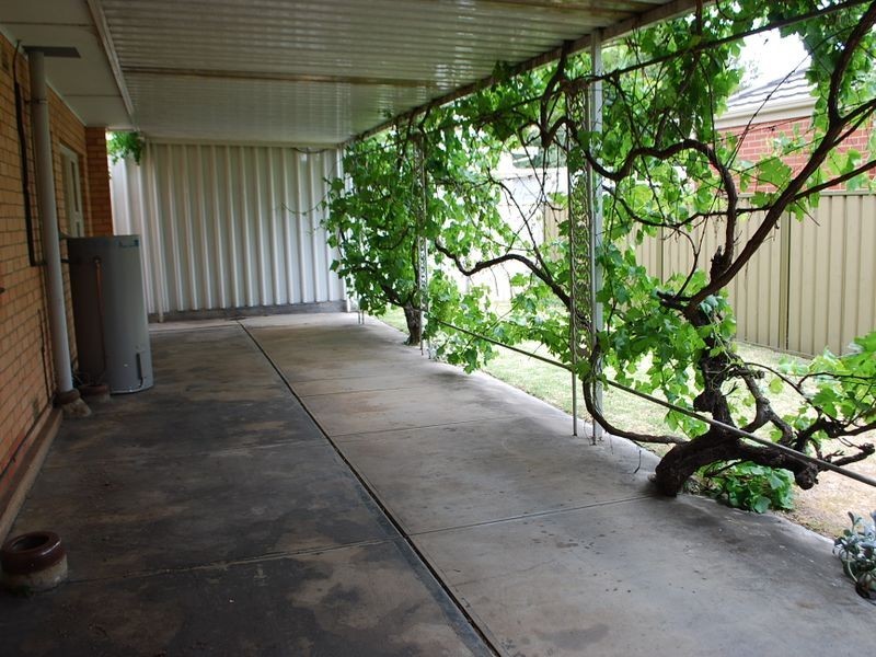 25 Leven Avenue, Seaton SA 5023