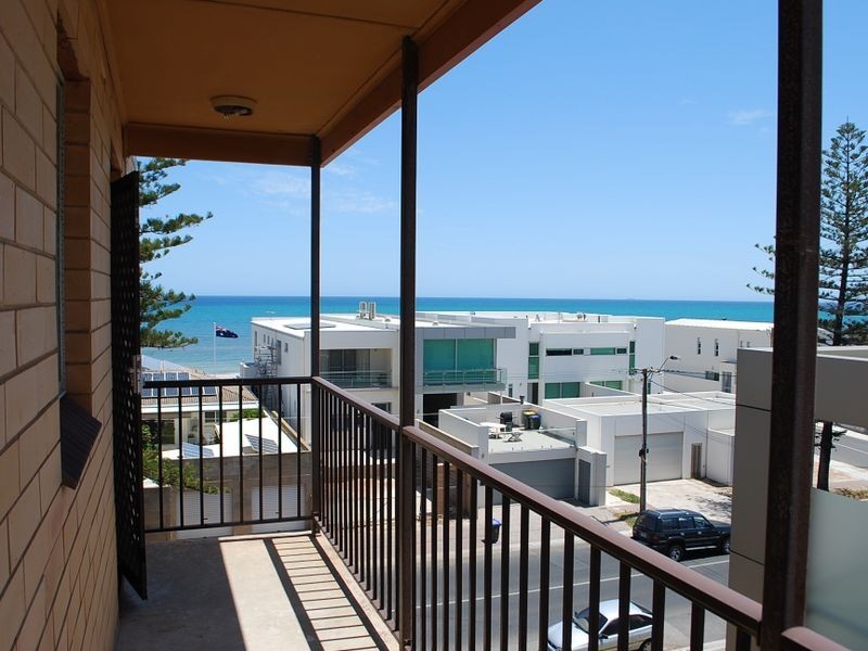 28/180 Seaview Road, Henley Beach South SA 5022