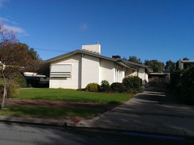 3 Sunset Crescent, Grange SA 5022