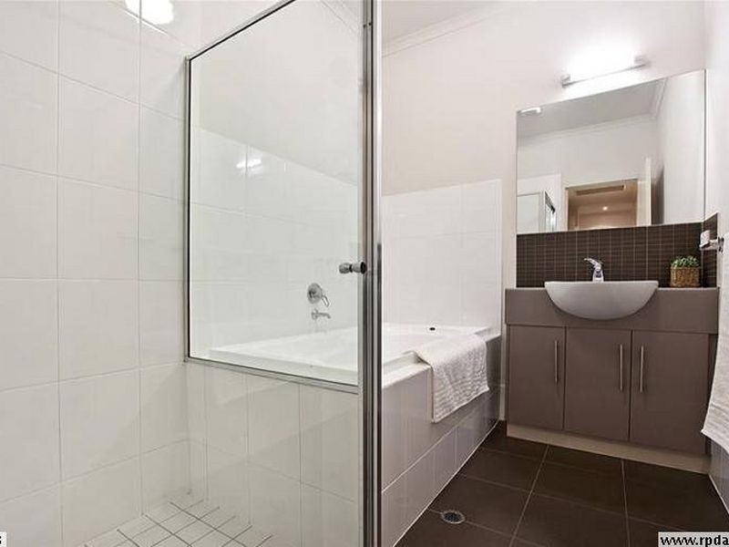 24/2-6 Goodall Parade, Mawson Lakes SA 5095