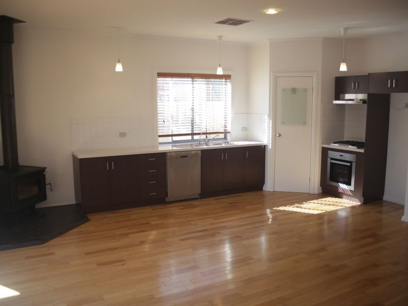 27B Wilpena Terrace, Kilkenny SA 5009