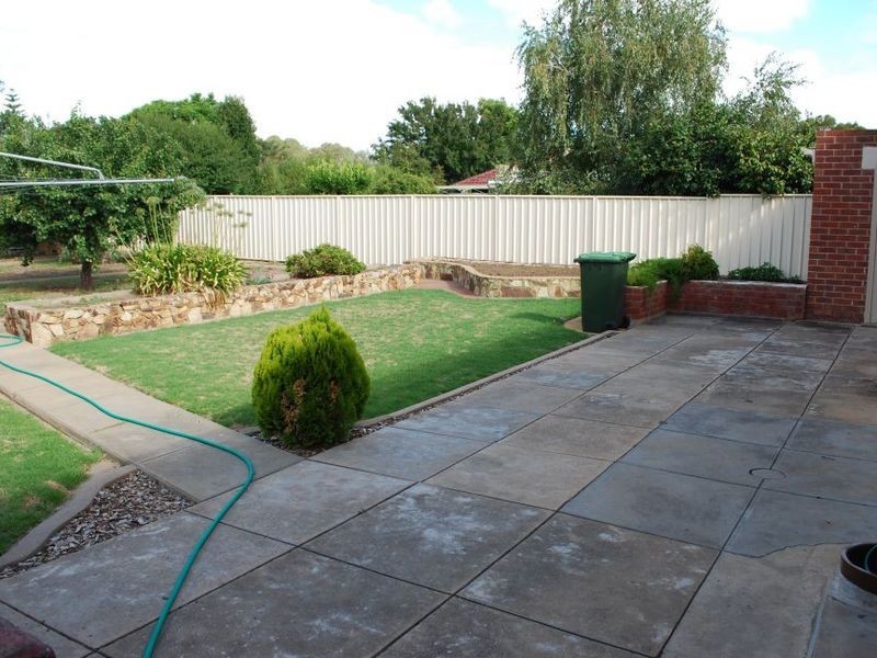 3 Newbury Street, Fulham SA 5024