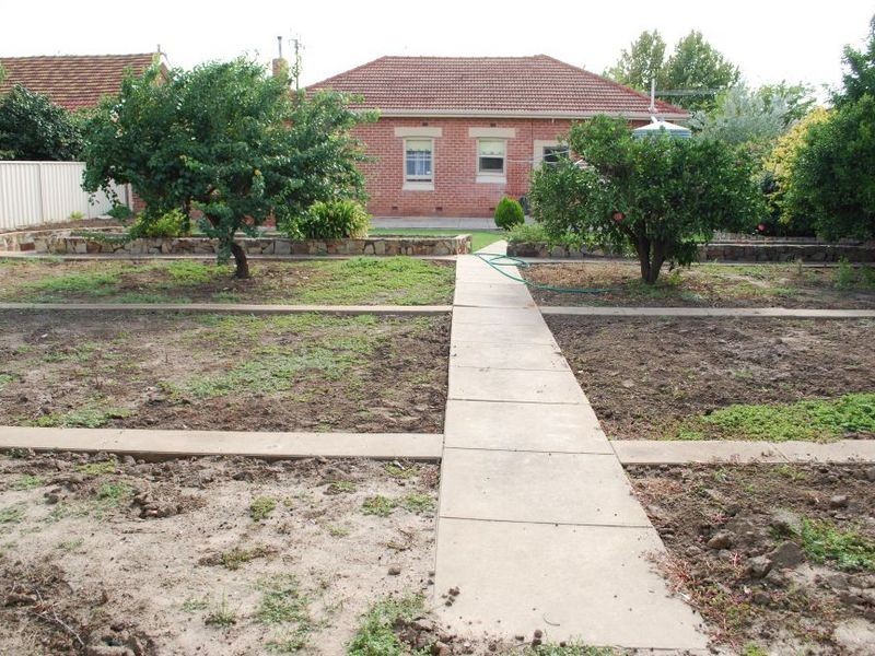 3 Newbury Street, Fulham SA 5024