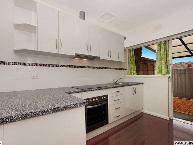 1/4 Barry Street, Henley Beach SA 5022
