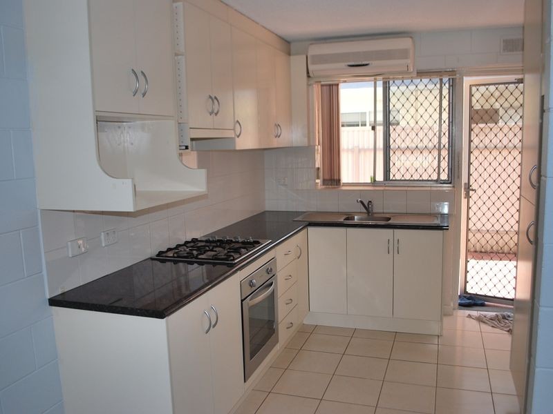 2/25 Military Road, West Beach SA 5024