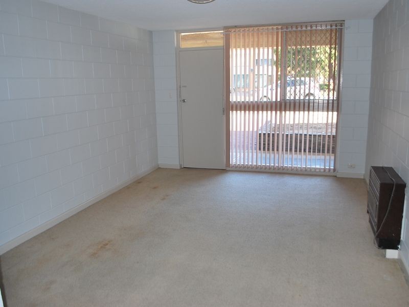 2/25 Military Road, West Beach SA 5024