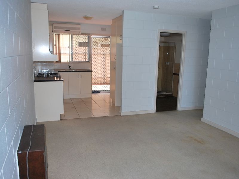 2/25 Military Road, West Beach SA 5024